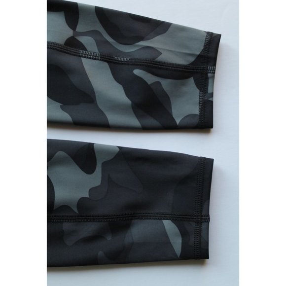 Athleta Camo Contender 7/8 Training Tight Black Grey Size XXS - Picture 7 of 11